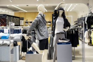 Santa Maria Outlet amplia portfólio de marcas esportivas com chegada da FILA