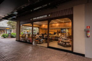 Casa Bauducco inaugura cafeteria no Santa Maria Outlet